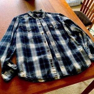 Carhartt casual button down shirt. Size L